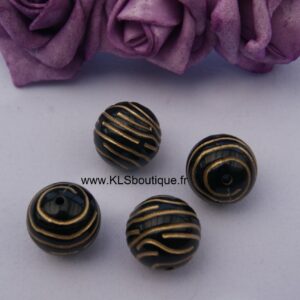 Ref 3421 – 10 Perles 15 mm – Noire et Or